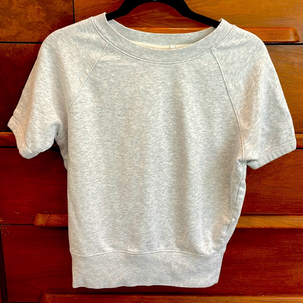 Gap Xs short sleeved sweatshirt top